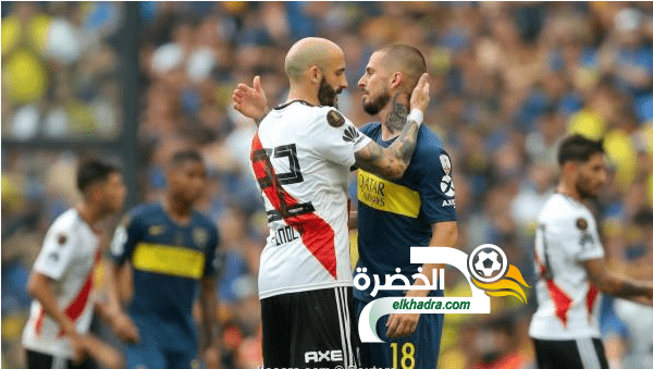 عشاق كرة القدم يترقبون مباراة إياب نهائي كأس ليبرتادوريس 1