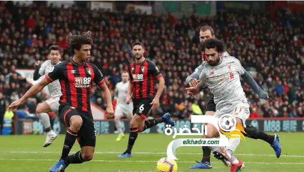 صلاح يسجل هاتريك ويقود ليفربول إلى صدارة البريميرليج