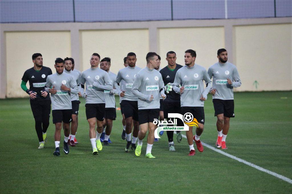 لاعبو المنتخب الوطني يصلون تباعا لتربص سيدي موسى