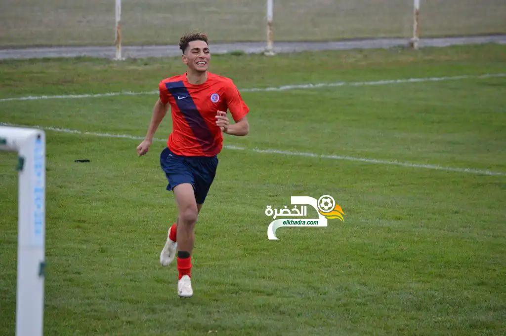 مغربي من أصول جزائرية يستدعى لأول مرة للمنتخب الفرنسي !