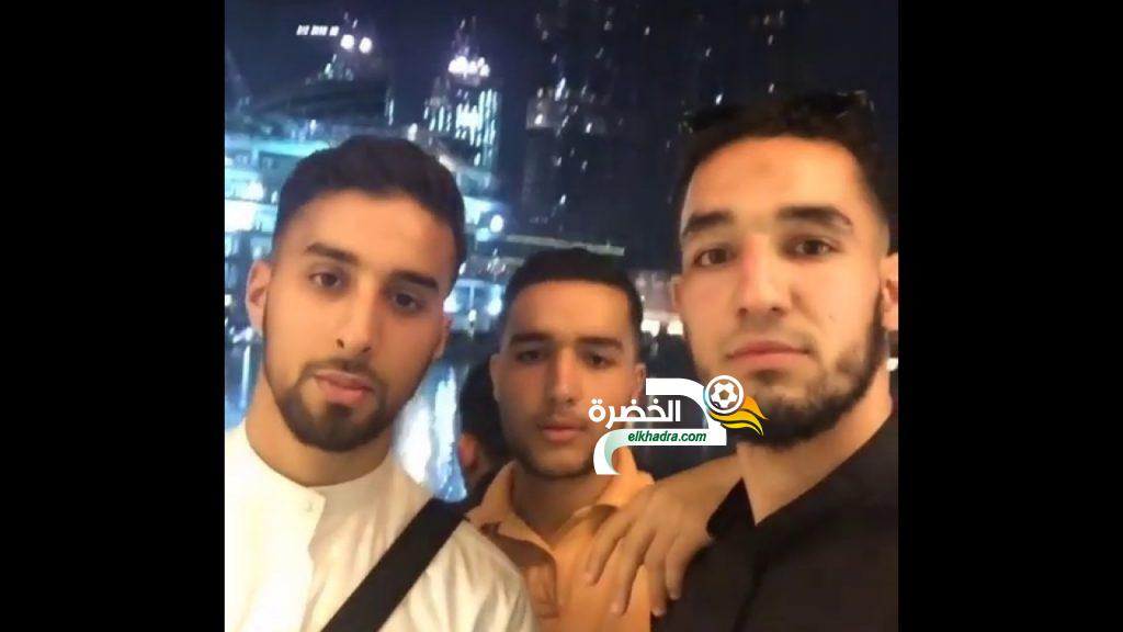 الدولي الجزائري نبيل بن طالب في دبي أمام برج خليفة