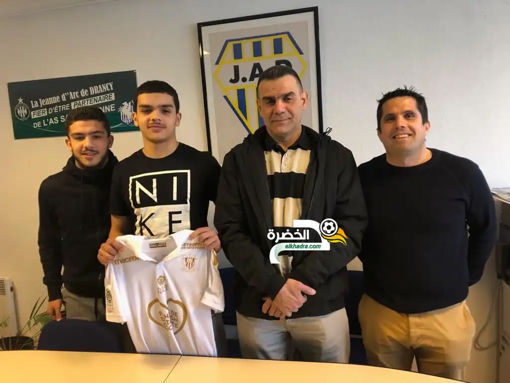 جزائري الأصل يلتحق بنادي نيس الفرنسي !