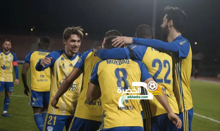 حارس جزائري يتلقى سداسية في الدوري الفرنسي !