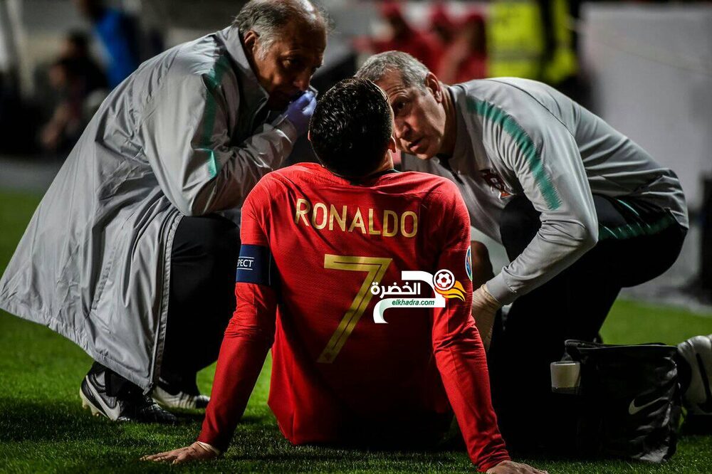 كالتشيو ميركاتو :"التقارير الأولية تفيد بغياب رونالدو عن الملاعب لمدة شهر" 25 كالتشيو ميركاتو :"التقارير الأولية تفيد بغياب رونالدو عن الملاعب لمدة شهر" 25