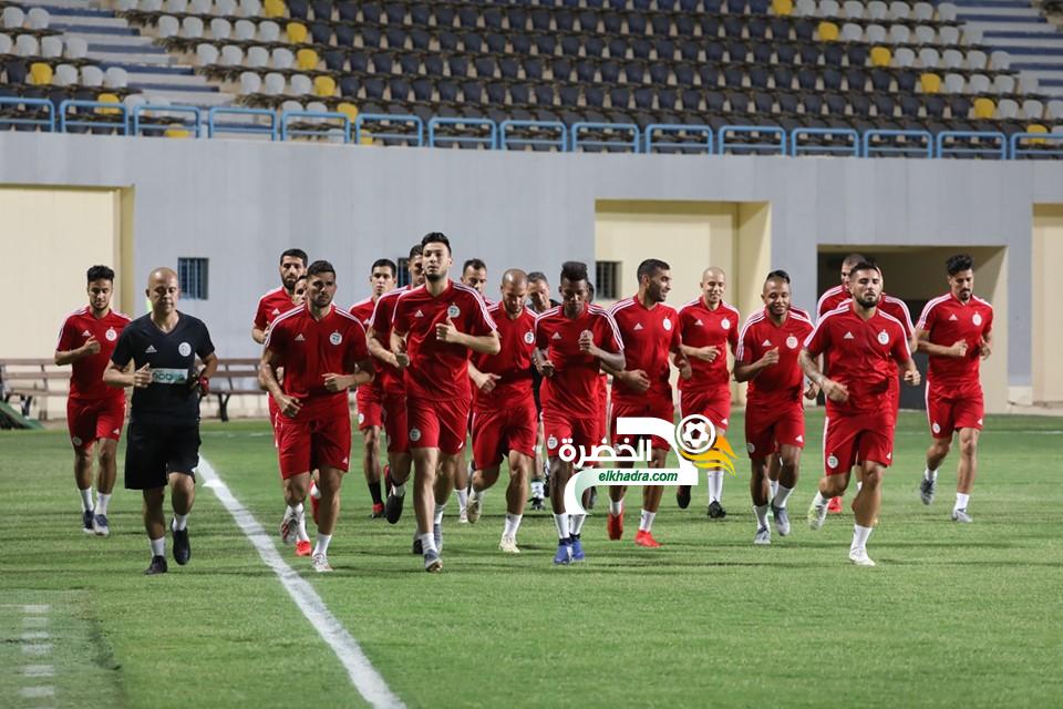 بالصور .. الخضر يجرون أول حصة تدريبية بمصر