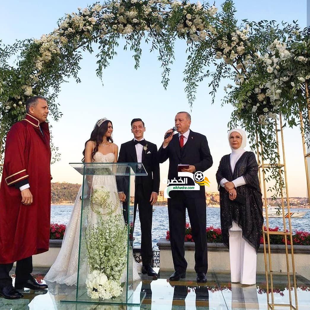 بالصور .. أردوغان يحضر حفل زواج اوزيل وملكة جمال تركيا أمينة جولشن 1