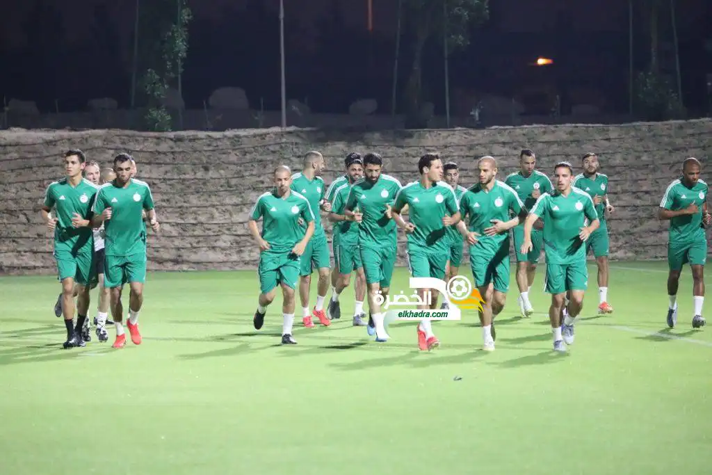 بالصور .. الخضر يجرون اول حصة تدريبية بملاعب جامعة قطر