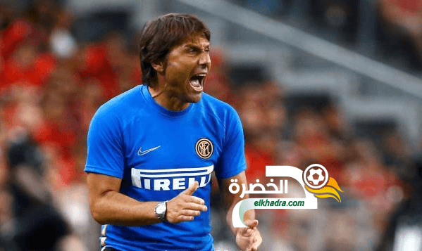مدرب إنتر ميلان يطلب التعاقد مع أرتورو فيدال وإيفان راكيتيتش