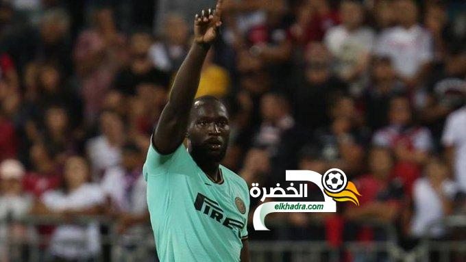 لوكاكو يقود إنتر ميلان للفوز خارج ملعبه على كالياري