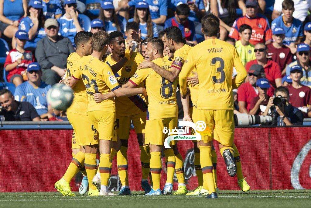 برشلونة يفوز على مضيفه خيتافي بهدفين دون رد