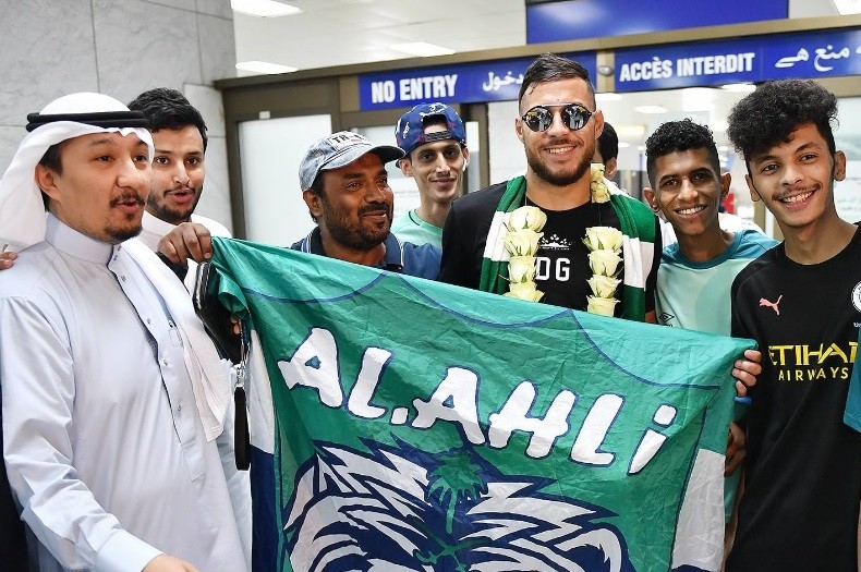 بلايلي يصل السعودية للانضمام إلى تدريبات أهلي جدة
