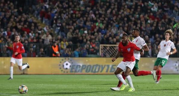 منتخب إنجلترا يعود من بلغاريا بسداسية نظيفة