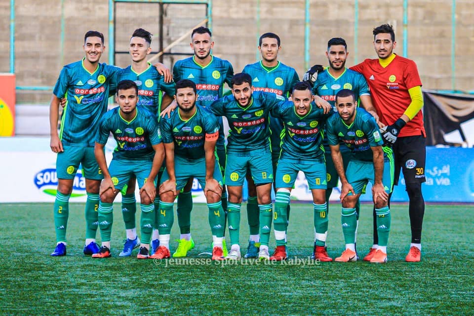 شبيبة القبائل في مجموعة الرجاء والترجي بدوري أبطال إفريقيا