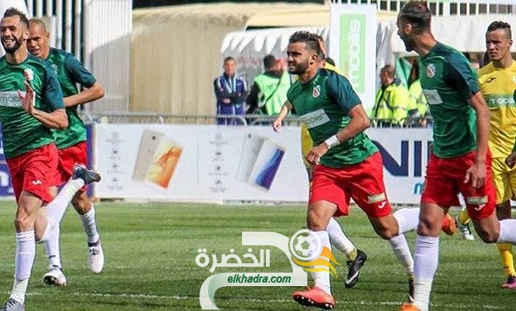 الفاف تدعم بقوة لجنة مراقبة التسيير والمالية للأندية