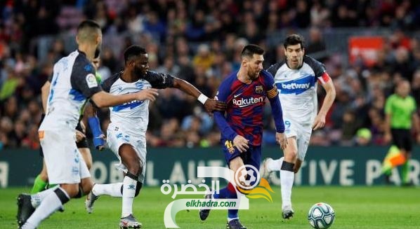 برشلونة يفوز على ضيفه ديبورتيفو ألافيس برباعية في الجولة الـ18 من الليجا