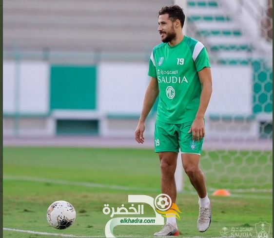 يوسف بلايلي يعود للتدريبات الجماعية بنادي الأهلي السعودي