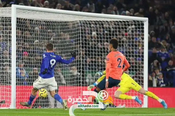 ليستر سيتي ينفرد بوصافة الدوري الإنجليزي بعد فوزه الصعب على إيفرتون