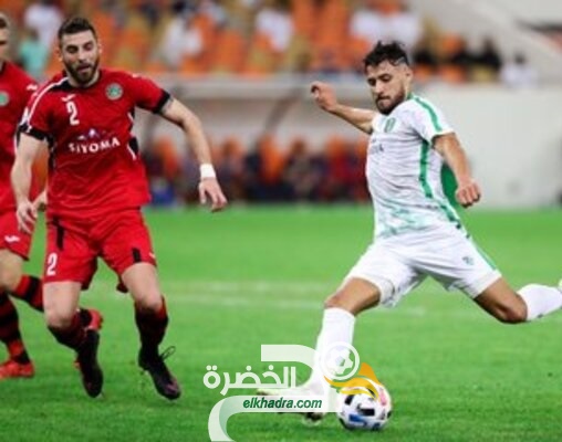 الأهلي السعودي متمسك بلاعب الخضر يوسف بلايلي