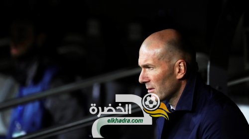 ريال مدريد : بيريز يعتزم إقالة زيدان