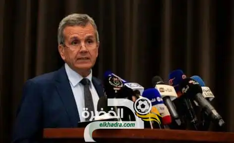 وزير الصحة: “رياضي من المستوى العالي تبرع بـ 50 مليون كمامة واقية و500 جهاز تنفس اصطناعي”