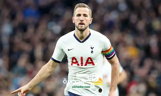 انتقالات الدوري الانجليزي لن تفتح حتى نهاية أوت