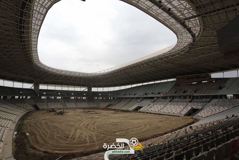 صور ملعب براقي اليوم خلال الزيارة التفقدية لوالي الجزائر و وزير الشباب والرياضة 1