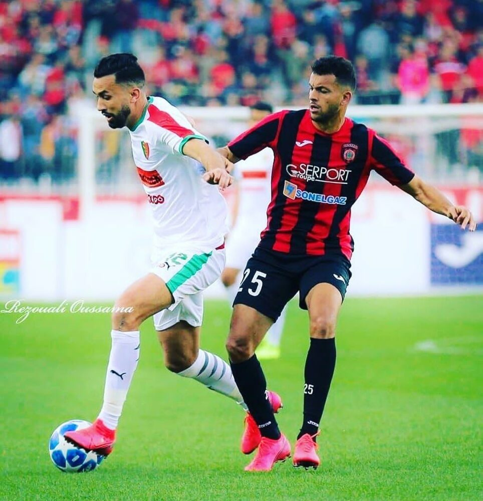 ميلود ربيعي يؤكد تلقيه بعض العروض من أندية خارج الجزائر 28 ميلود ربيعي يؤكد تلقيه بعض العروض من أندية خارج الجزائر 28