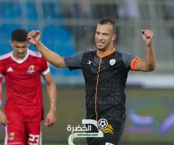 بن لعمري يقدم شكوى رسمية ل ” الفيفا ” ضد ناديه الشباب السعودي