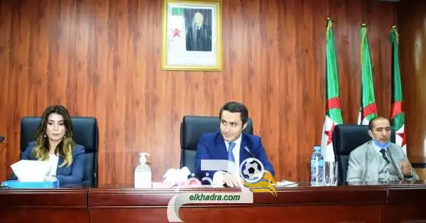 السيدة سليمة سواكري كاتبة الدولة المكلفة برياضة النخبة