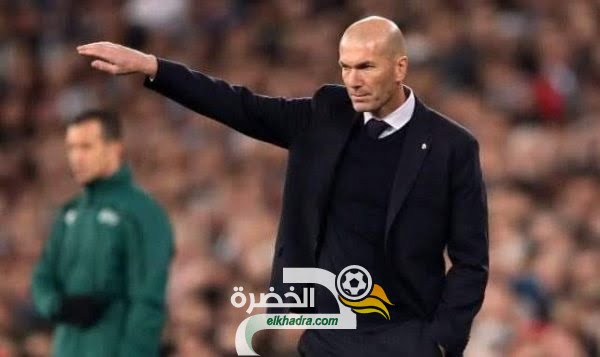 زيدان يتبرع بجهازين للتنفس الإصطناعي لمستشفى تيزي وزو