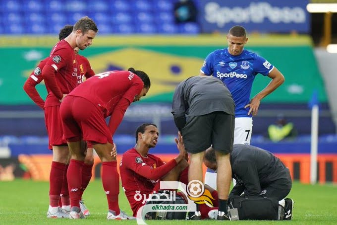 ليفربول يتعادل مع مضيفه إيفرتون بدون أهداف 11