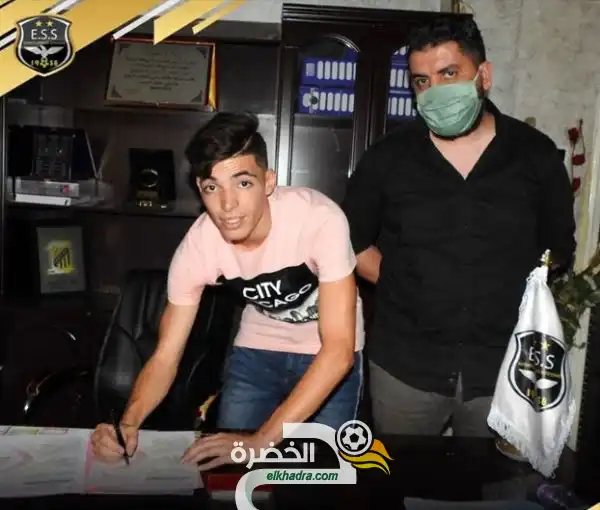 عبد الرحيم دغموم يمدد عقده مع نادي وفاق سطيف إلى غاية جوان 2023