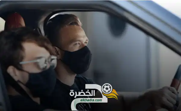 آرثر يعود الى برشلونة