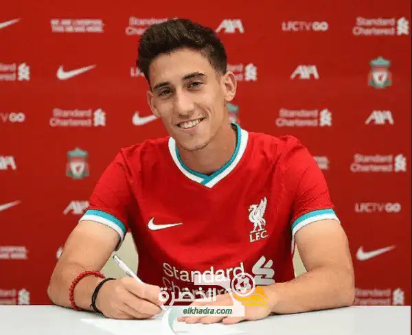 ليفربول الإنجليزي يضم مدافع أولمبياكوس اليوناني كوستاس تسيميكاس