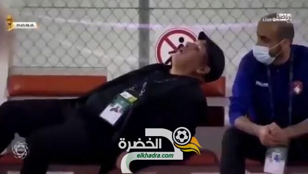 بالفيديو المدرب زكري يسقط مغميا عليه على المباشر 28 بالفيديو المدرب زكري يسقط مغميا عليه على المباشر 28