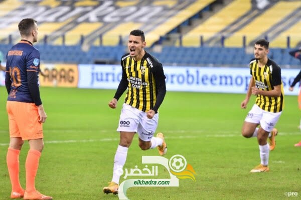 درفلو هداف ويقود فيتيسه للفوز على فورتانا سيتارد بالدوري الهولندي