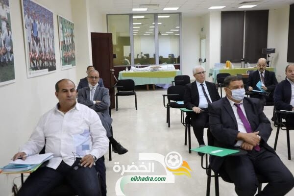 المكتب الفيدرالي يرفض اقتراحات تغيير نظام المنافسة في الدوري الجزائري