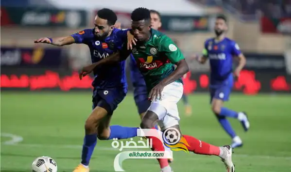 بمشاركة مبولحي .. الهلال يفوز على مضيفه الاتفاق بثنائية نظيفة