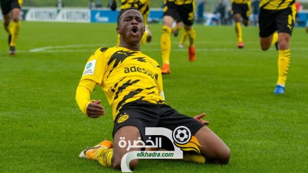 ممن هو يوسوفا موكوكو "موهبة" أكاديمية بوروسيا دورتموند 7 ممن هو يوسوفا موكوكو "موهبة" أكاديمية بوروسيا دورتموند 6
