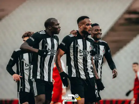 بشكتاش يفوز على فاتح قرا جمرك ويتصدر ترتيب الدوري التركي