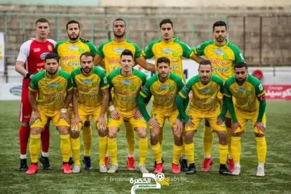 شبيبة القبائل تعود بفوز كبير من بلعباس بخماسية كاملة