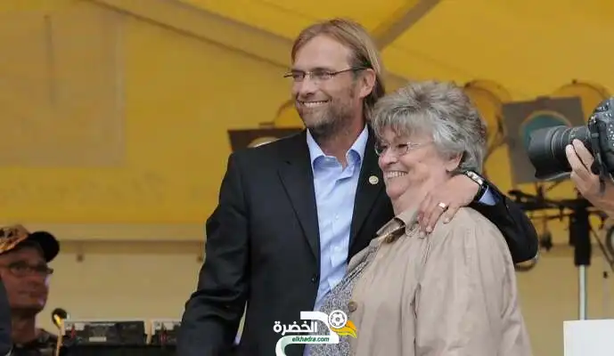كلوب مدرب ليفربول لن يحضر جنازة والدته بسبب قيود السفر