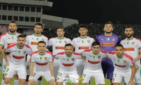 رابطة أبطال افريقيا 2021 : مولودية الجزائر في القاهرة لمواجهة الزمالك 17