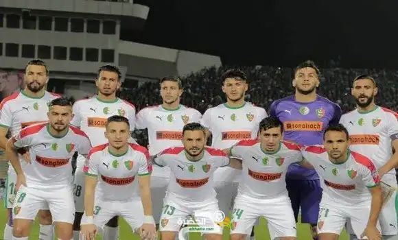 رابطة أبطال افريقيا 2021 : مولودية الجزائر في القاهرة لمواجهة الزمالك