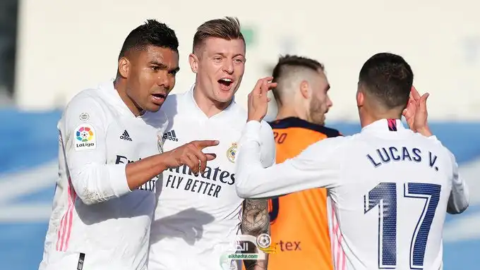 ريال مدريد يتفوق على خفافيش فالنسيا بثنائية نظيفة