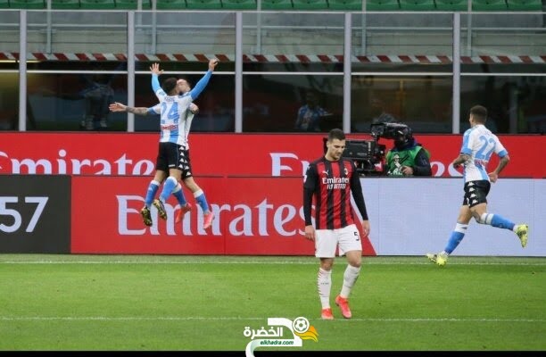 نابولي يحسم مواجهة القمّة أمام ميلان