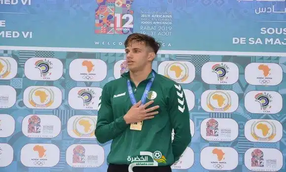 200 م سباحة متنوع : سيود يحطم الرقم القياسي الجزائري ويحسن ترتيبه الدولي