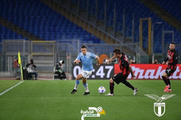 ميلان يسقط بثلاثية نظيفة ويغادر المراكز المؤهلة لدوري الأبطال لأول مرة هذا الموسم