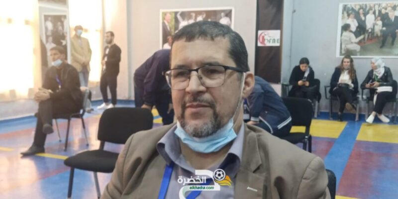 أمزيان الحسين رئيسا جديدا للاتحادية الجزائرية للمبارزة 11 أمزيان الحسين رئيسا جديدا للاتحادية الجزائرية للمبارزة 11