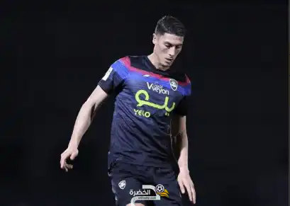 مهدي تهرات يغيب عن نادي أبها من أسبوعين إلى 3 أسابيع
